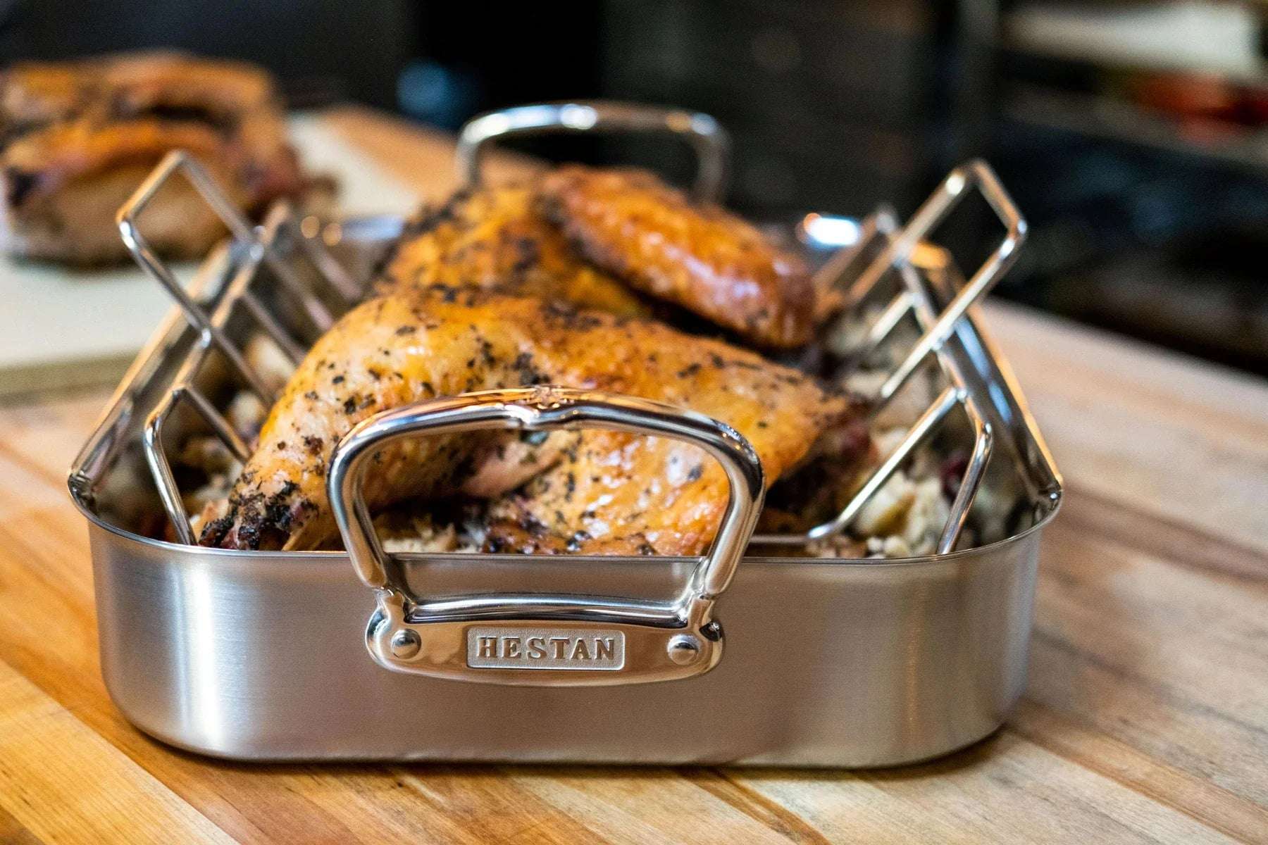 Hestan 16.5" Classic Roaster with Rack - Image 2