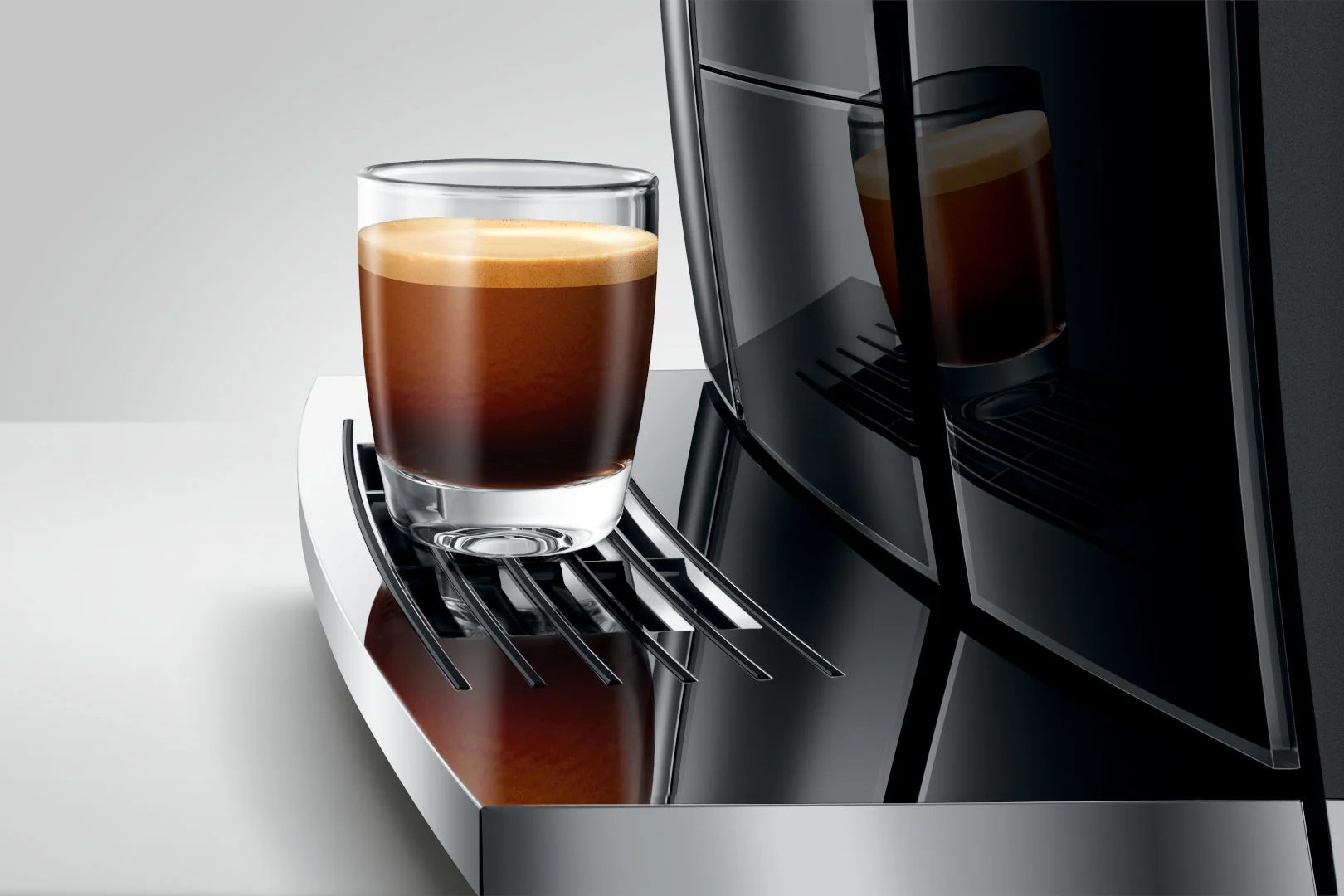 Jura GIGA 10 Coffee Maker - Image 3