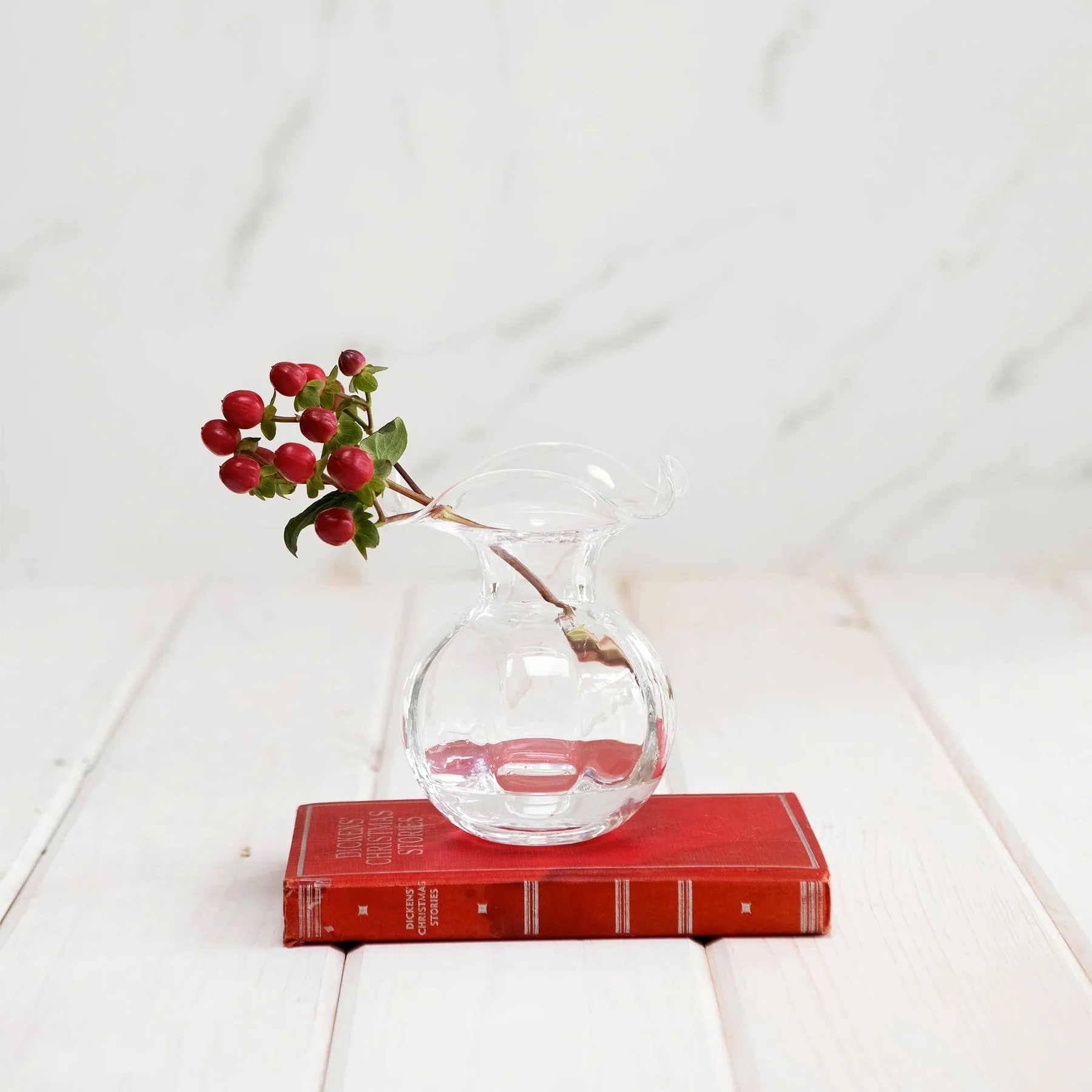 Vietri Hibiscus Glass Clear Bud Vase - Image 4