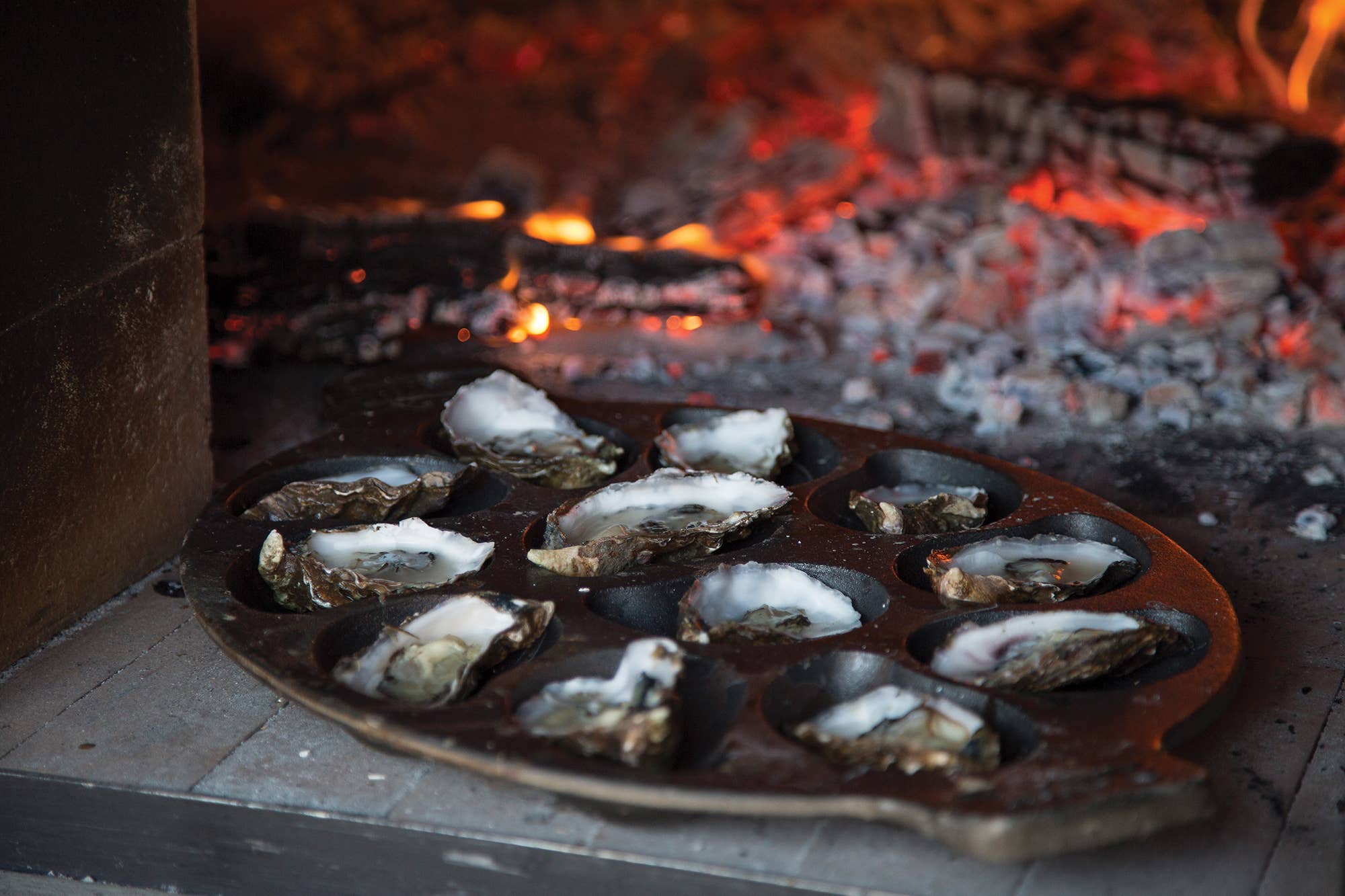 Cast Iron Oyster Grill Pan - Image 5