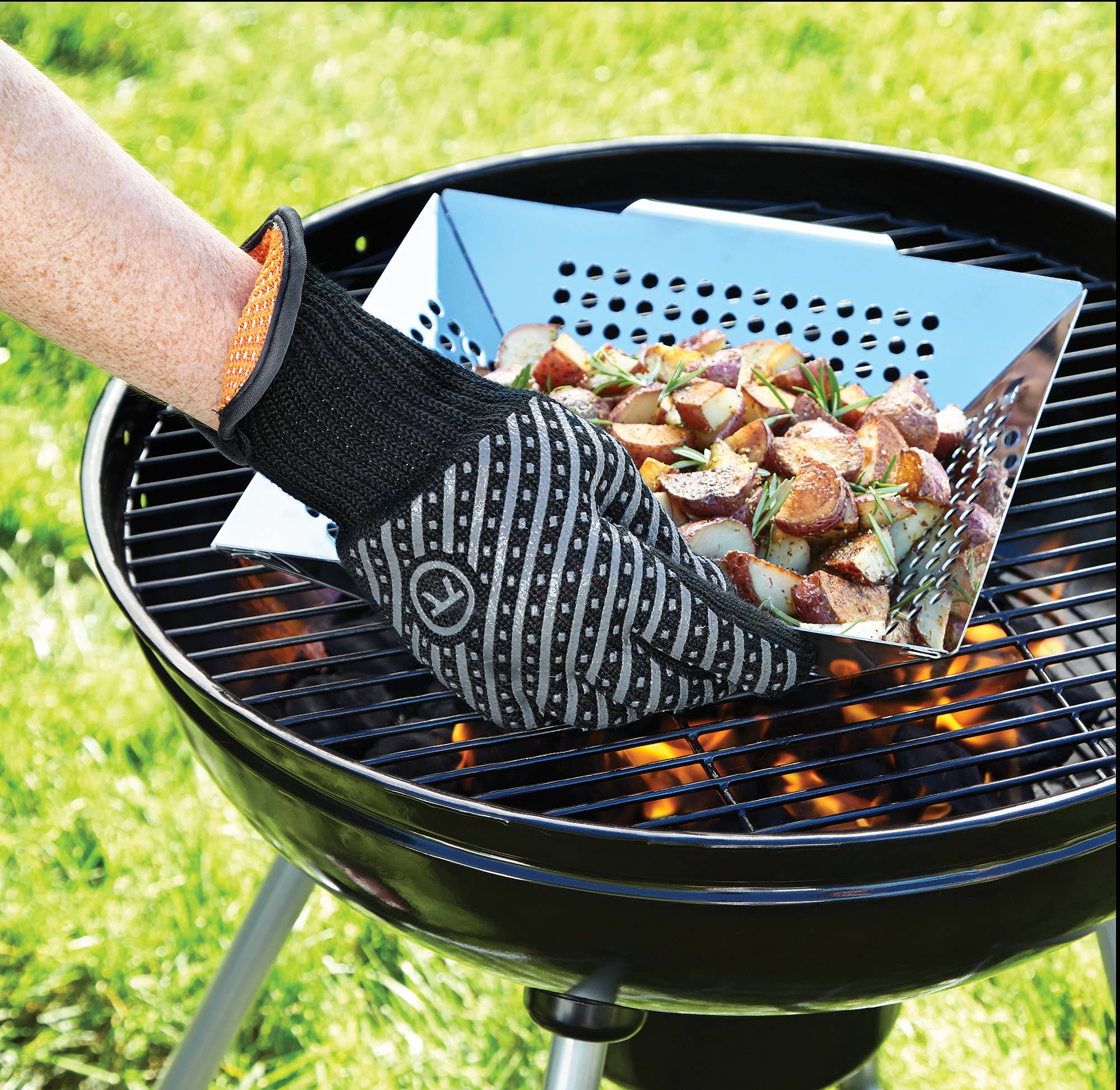 Outset High Temperature Heat Deluxe Grill and BBQ Glove - L/XL - Image 2