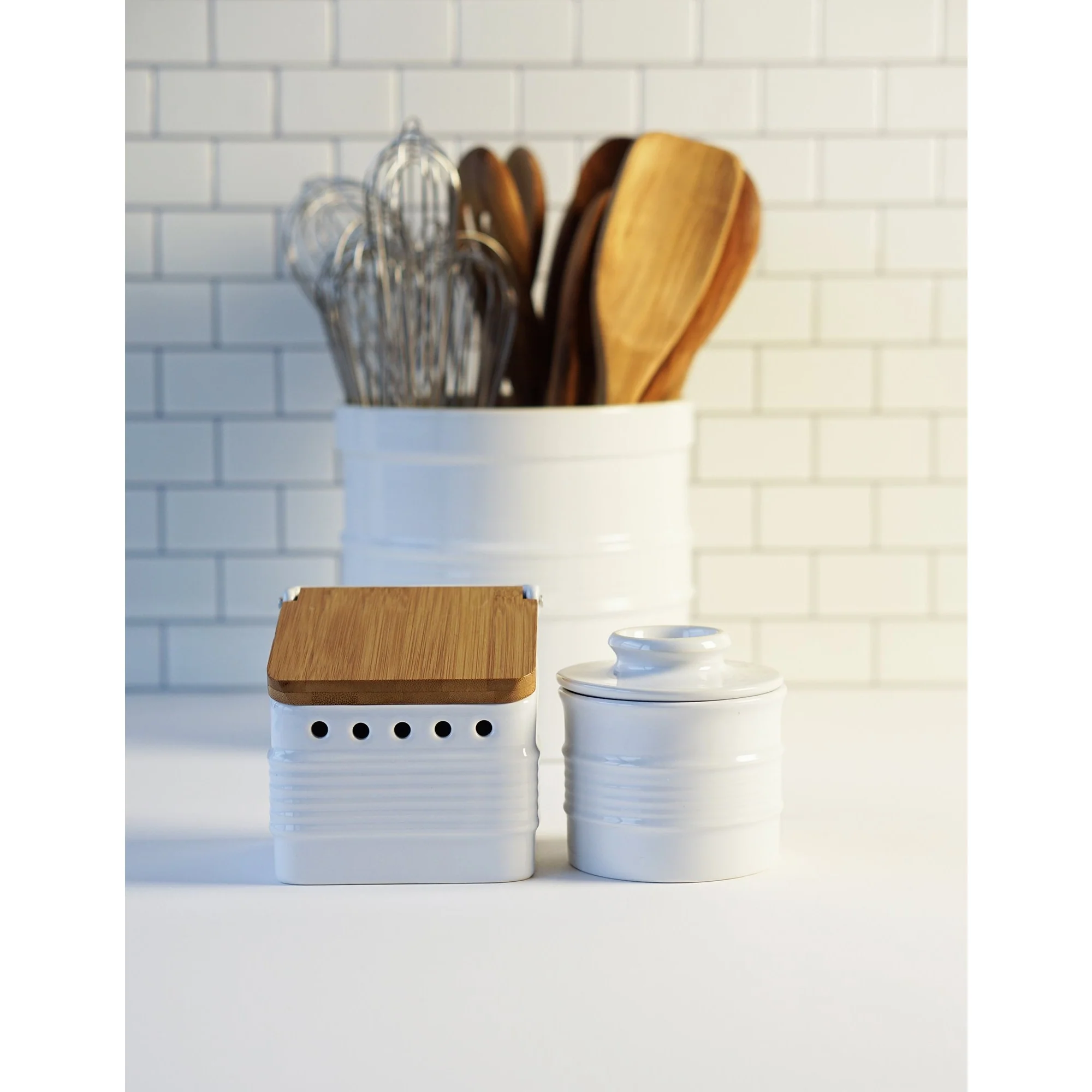 Stoneware Garlic Keeper - Image 4