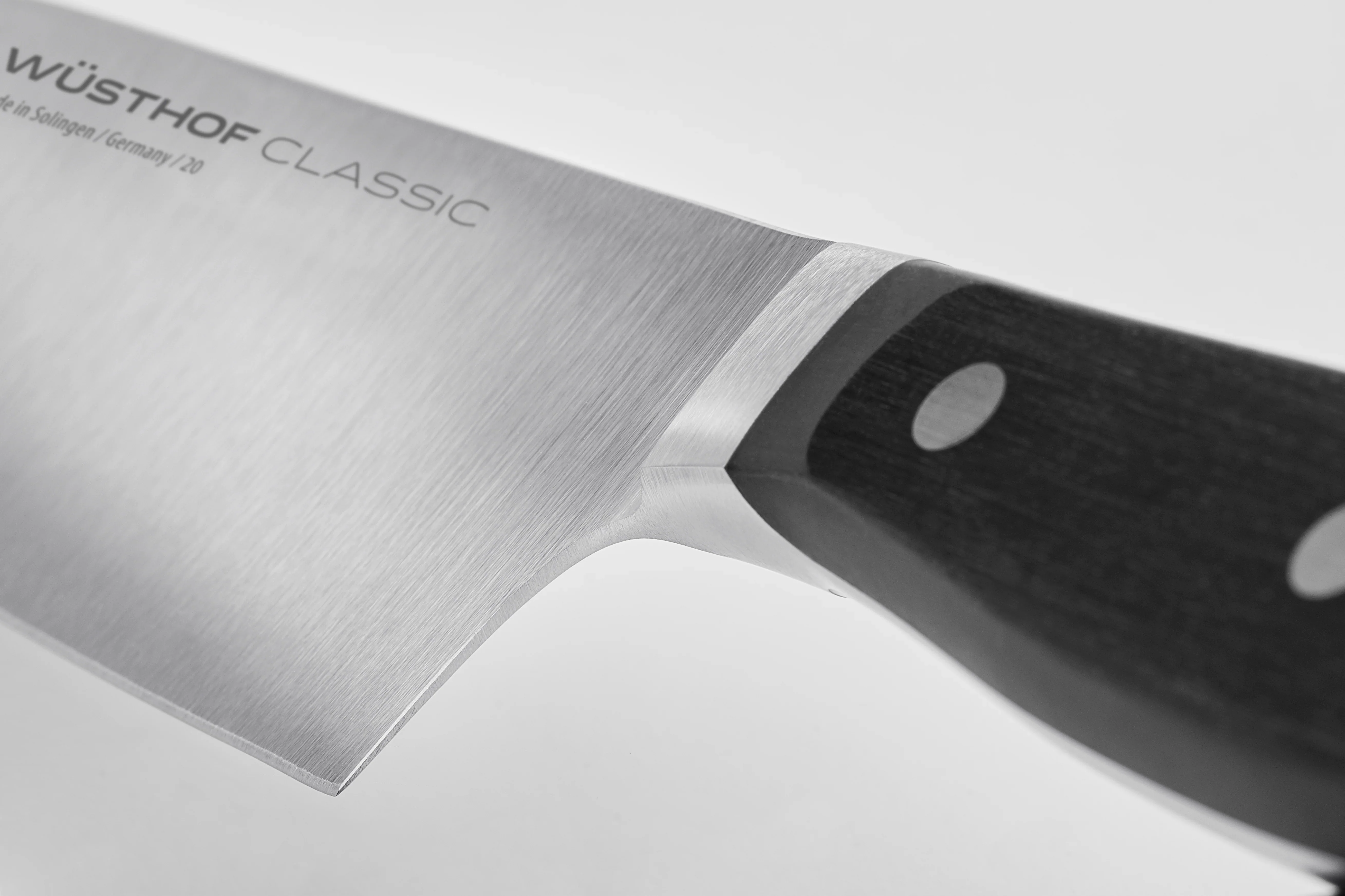 WÜSTHOF Classic 4.5" Asian Utility Knife - Image 5