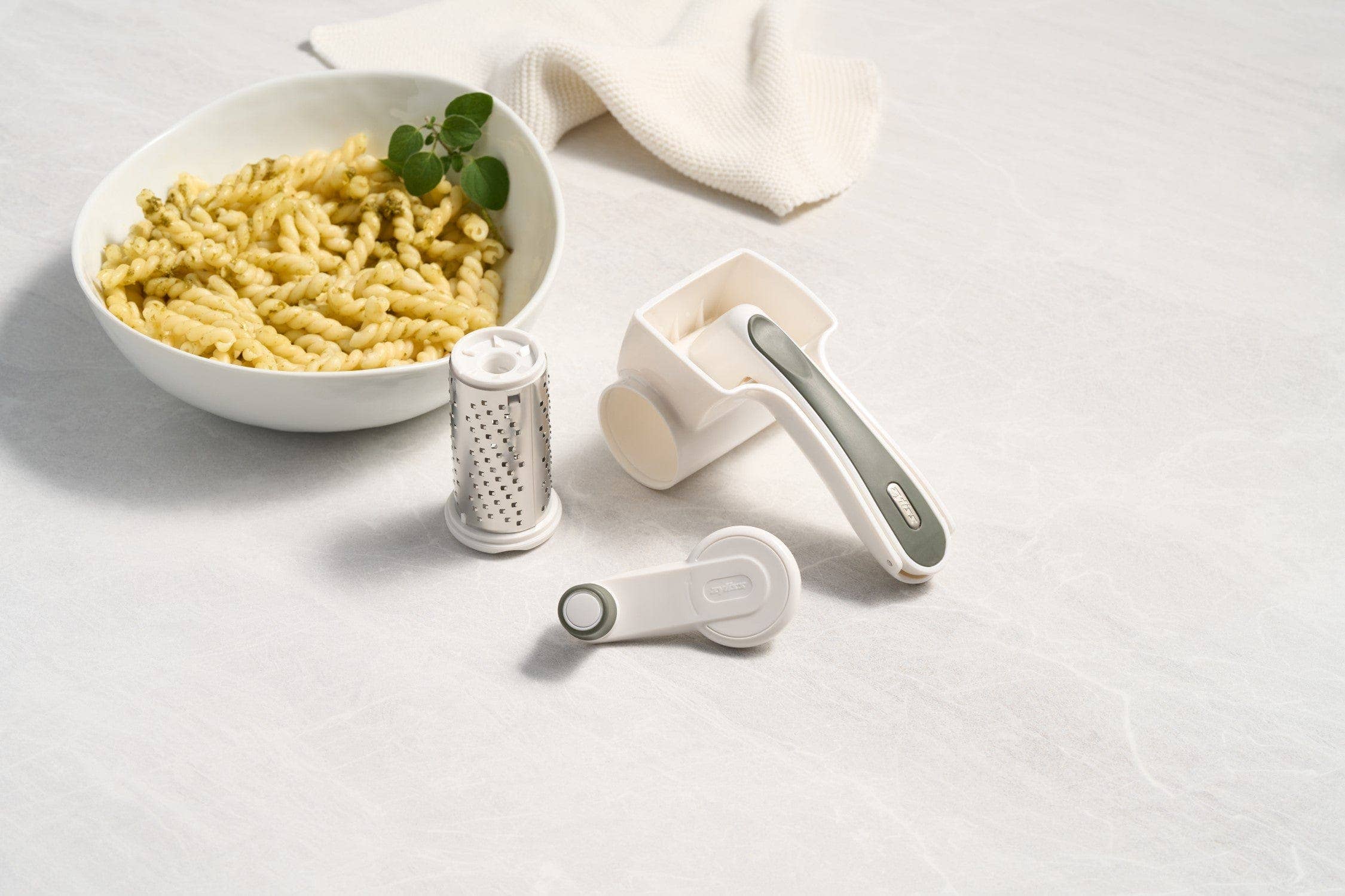 Zyliss Professional Cheese Grater - Image 4